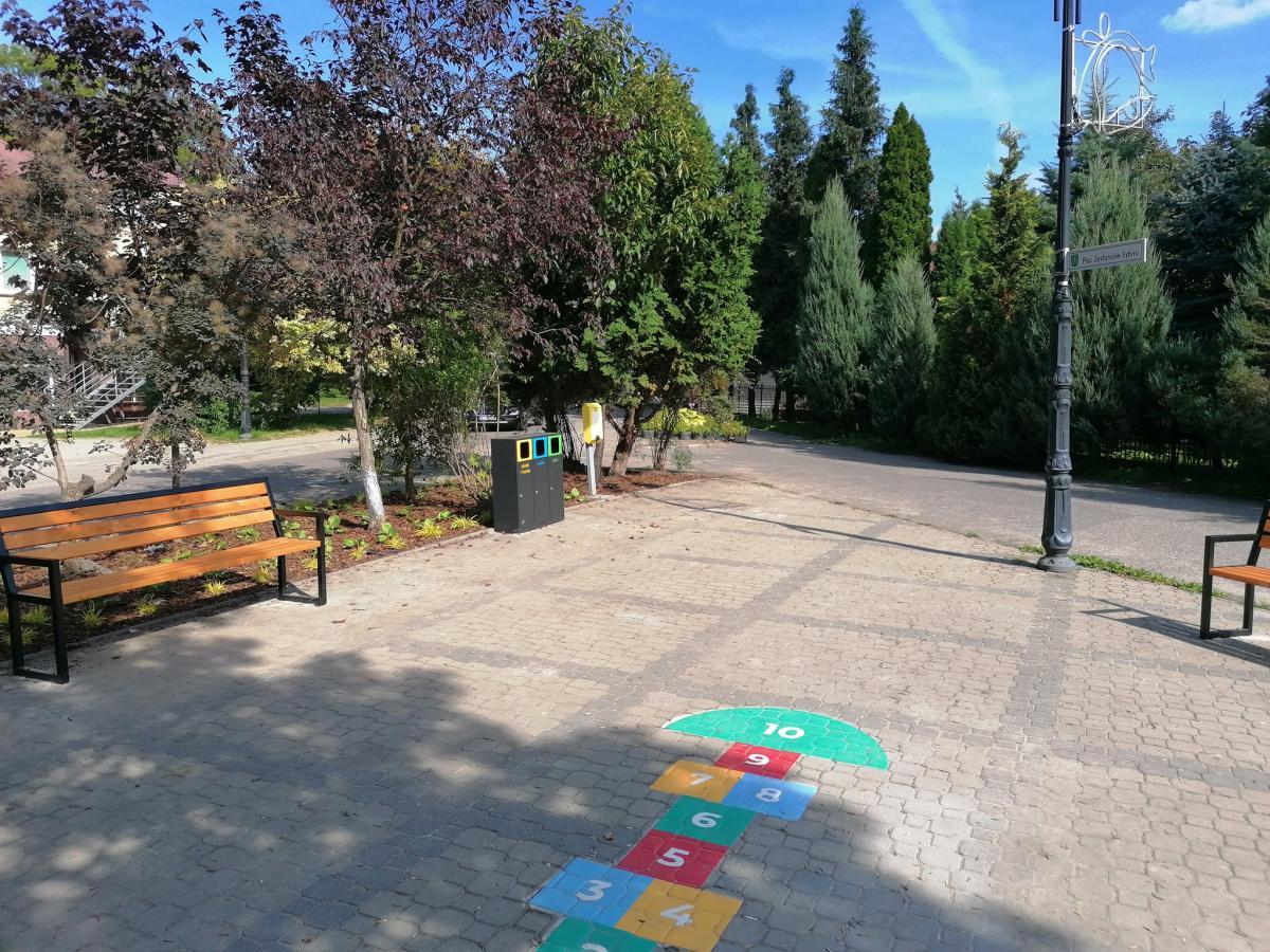 Akcja-rewitalizacja zakończona. Zobacz jak wygląda plac po remoncie 