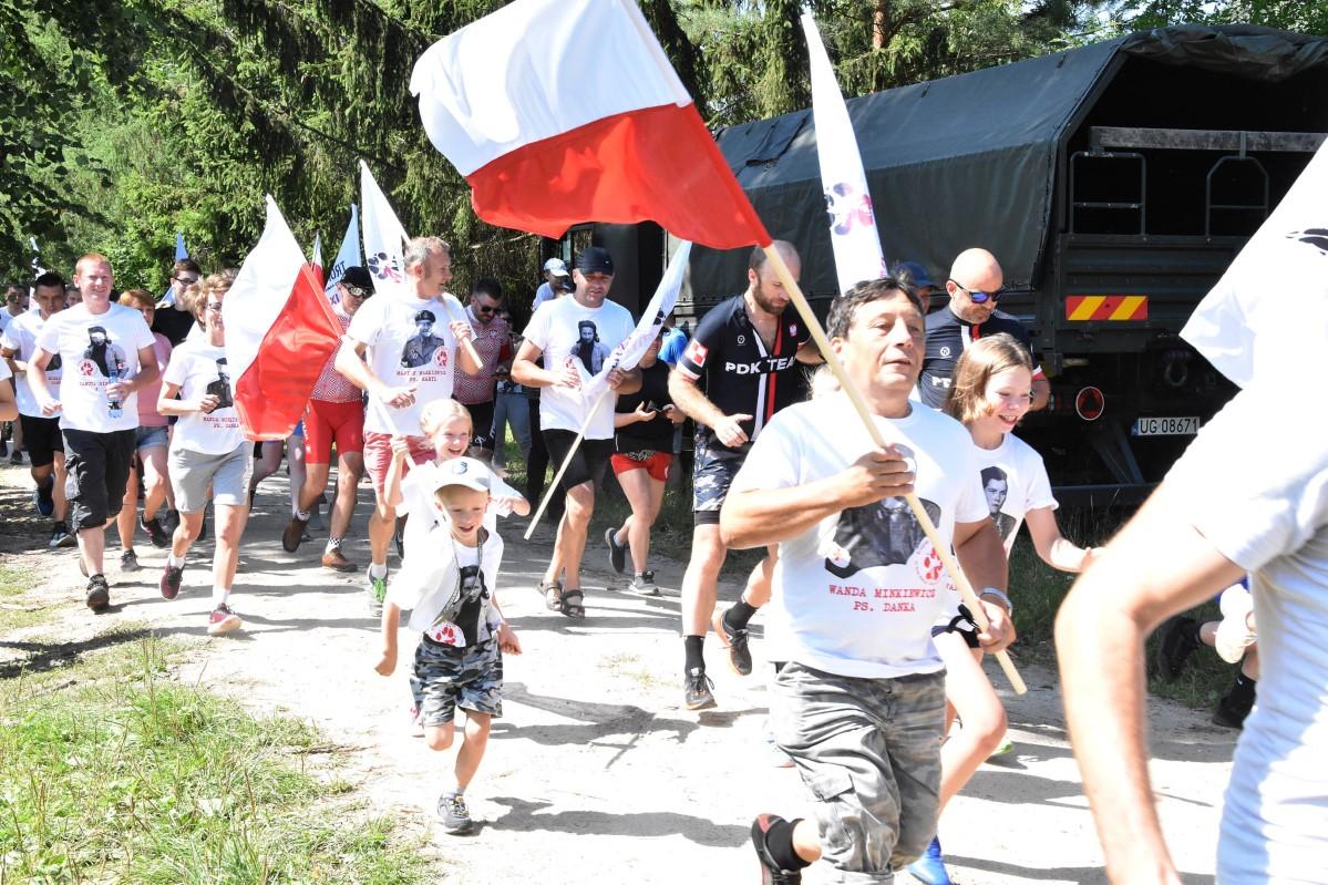 Prędko podążając za wilkami oddali hołd Żołnierzom Wyklętym