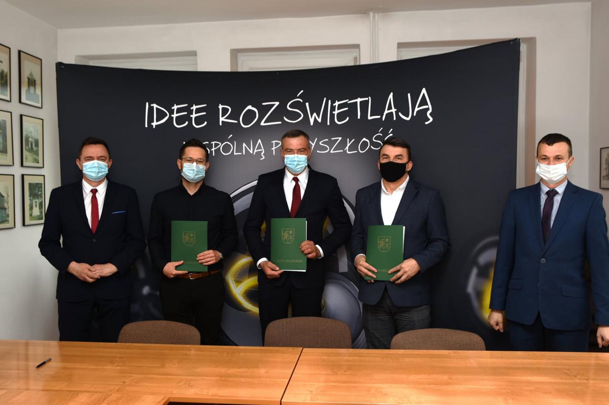 Poscaleniowa budowa dróg w Woli Uhruskiej i Bytyniu
