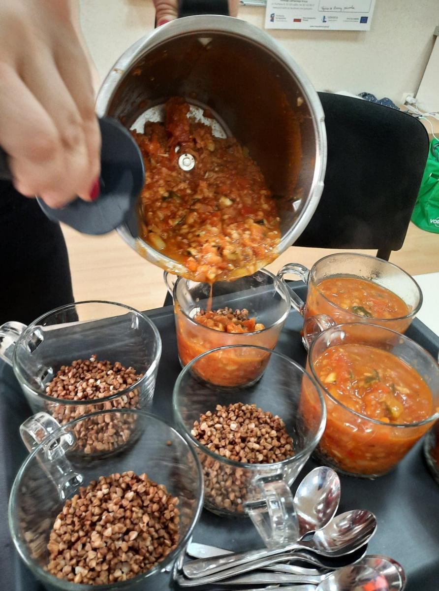 Polski Czerwony Krzyż pomaga potrzebującym