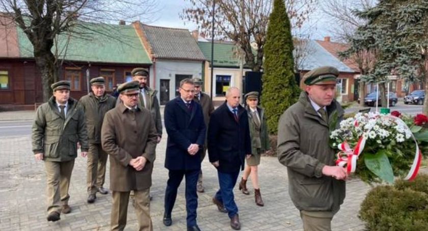 W hołdzie bohaterom Powstania Listopadowego