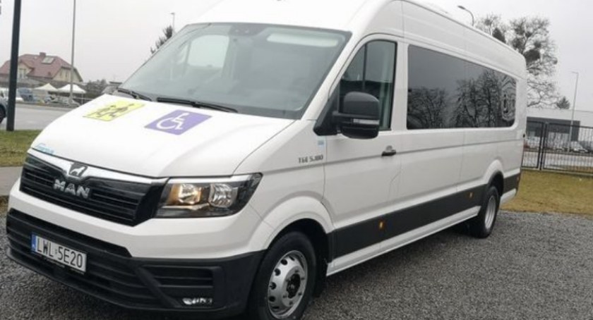 Gmina Włodawa z nowym transportem przystosowanym do przewozu osób niepełnosprawnych. 