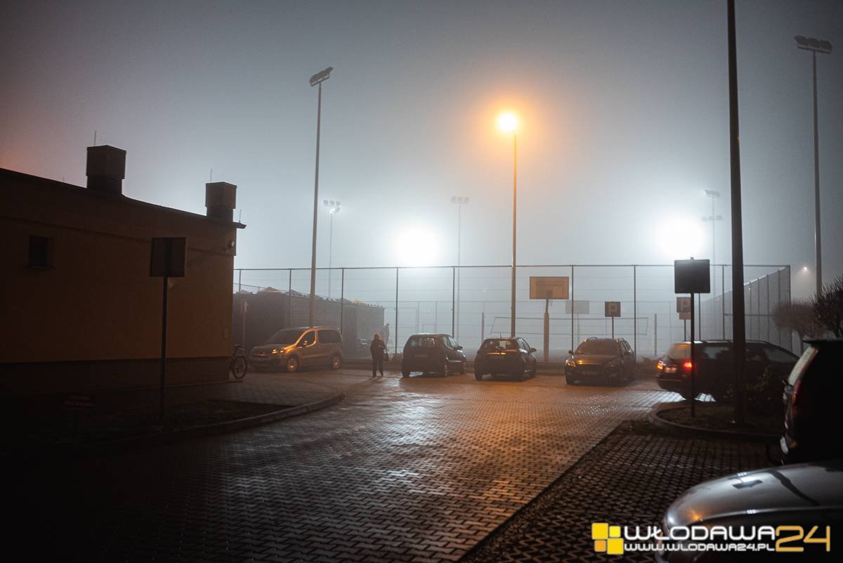 Włodawa nocą i we mgle