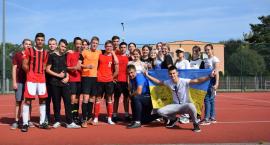 Zdjęcie przedstawia: Świętowali i promowali aktywność sportową