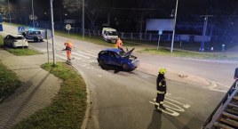 Nie zatrzymała się przed znakiem STOP. Uchwyciła to kamera monitoringu