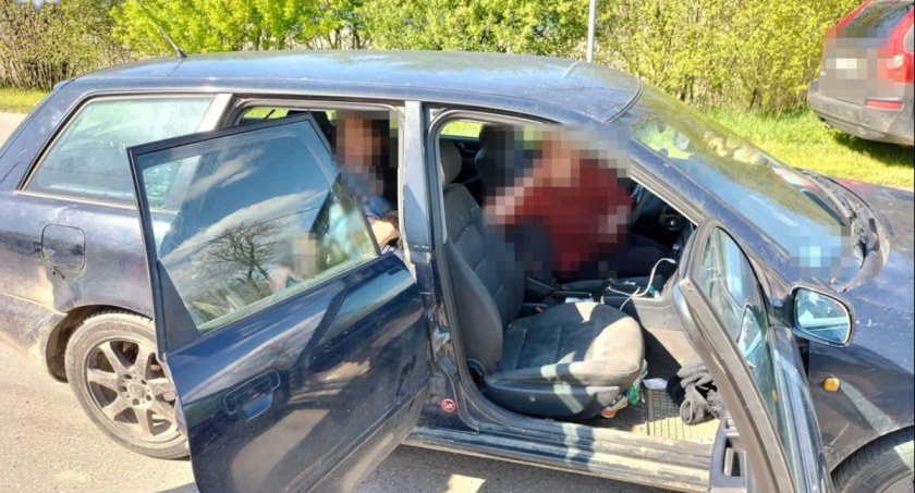 Matka miała 1,5 promila. Dzieci jechały bez fotelików. Koleżanka za kierownicą miała promil 