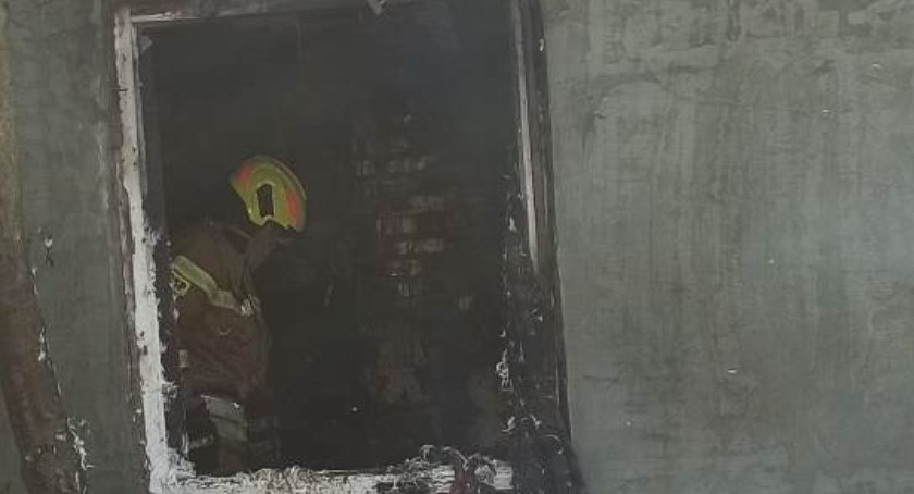 Pożar w Oszczepalinie. Potrzebna jest pomoc dla 42- letniego poszkodowanego