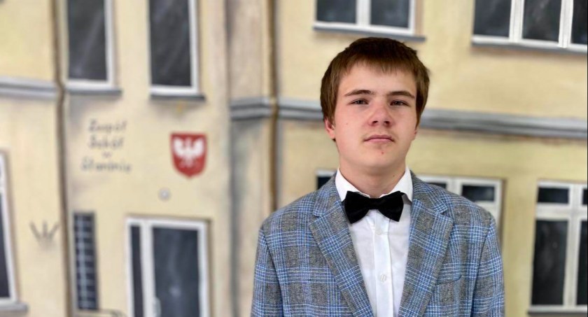 Michał Matyszek z ZS Stanin w finałach konkursów chemicznego i fizycznego