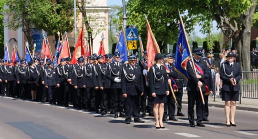 Strażacy z powiatu świętowali w Łukowie. Jaki to był rok dla druhów?  (WIDEO + ZDJĘCIA)