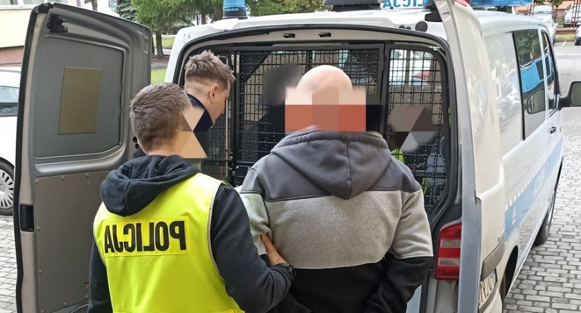 Zwyrodnialec rzucił się na policjantów z piłą motorową! Grozi mu do 5 lat pozbawienia wolności!