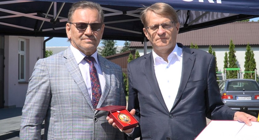 Starosta Dariusz Szustek z Medalem Drogowców! (WIDEO)
