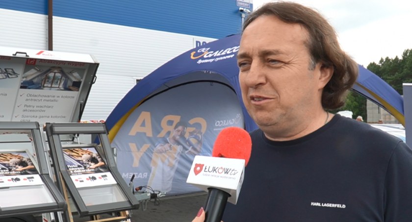Jeżeli robisz dach pomyśl o oknach i orynnowaniu. Wszystkie materiały masz w Jetro (WIDEO)