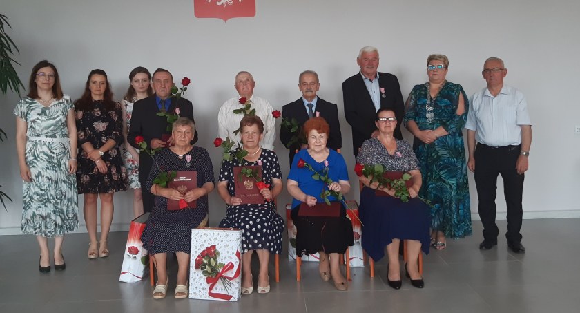 Ida razem przez życie 50 lat. Wielkie święto w Gminie Wola Mysłowska (ZDJECIA)