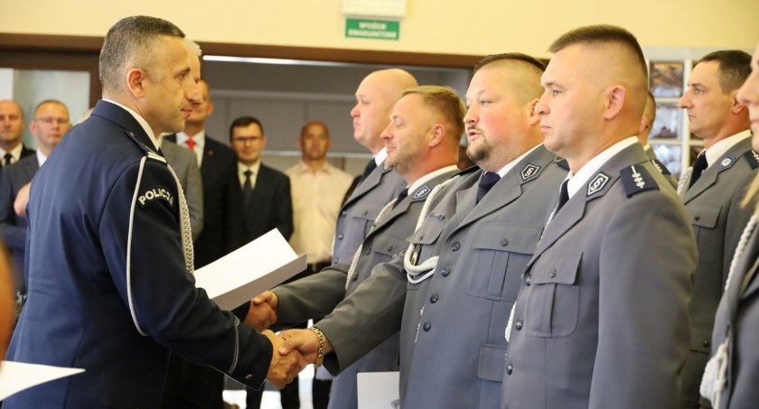 Święto Policji w Łukowie. Gratulacje dla mundurowych (ZDJĘCIA)