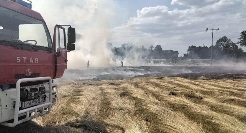 Seria groźnych pożarów w powiecie radzyńskim (ZDJĘCIA)