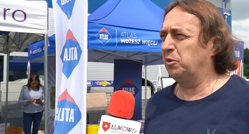 Atlas zapewnia najlepsze kleje elewacyjne. Śniadanie z Jetro! 