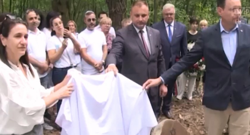 Renowacja cmentarza żydowskiego w Stoczku Łukowskim – współpraca władz miasta i Fundacji Zapomniane