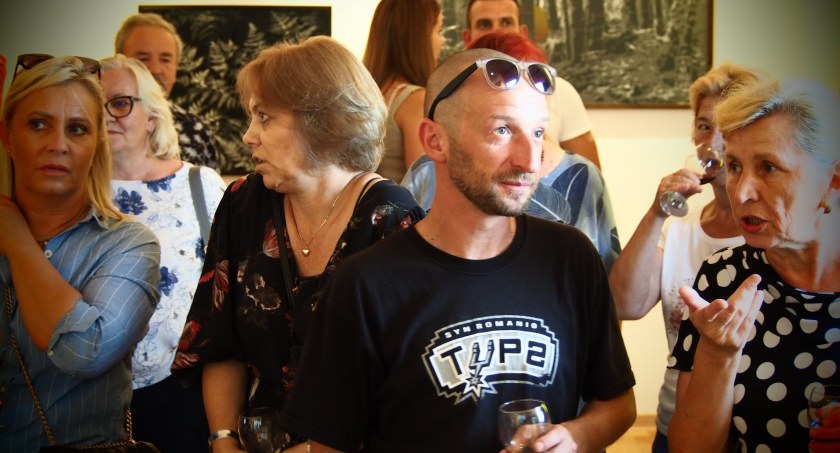 Las na jakiś czas. (Nie)Szablonowa Sztuka w Galerii PROwizorium ŁOK Łuków 