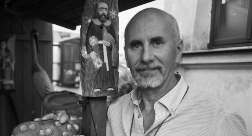 Odszedł Tadeusz Adamski (1956-2023)- rzeźbiarz ludowy, ikona artystyczna gminy Adamów.