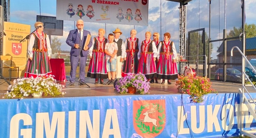 Urodziny Jagódek ze Żdżar. Udany festiwal Złoty Kur Ziemi Łukowskiej (ZDJĘCIA) 