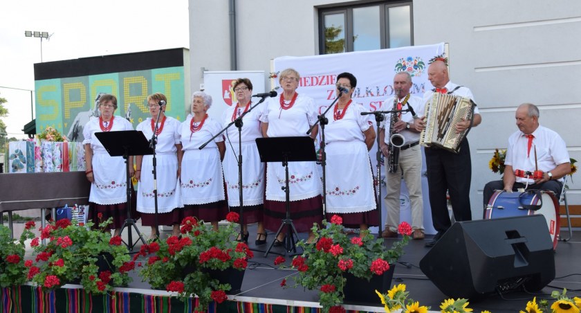 Święto folkloru w Gminie Stanin. W Kosutach śpiewano na ludową nutę (ZDJĘCIA) 