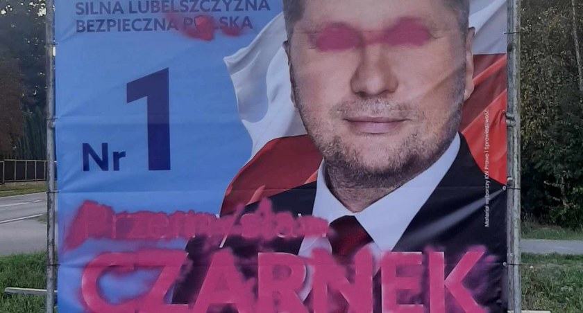 Brudna kampania w powiecie łukowskim. Tym razem zniszczone banery kandydatów PiS. 