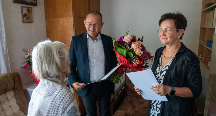 Pani Barbara z Łukowa obchodziła setna urodziny. Dostała piękne życzenia 