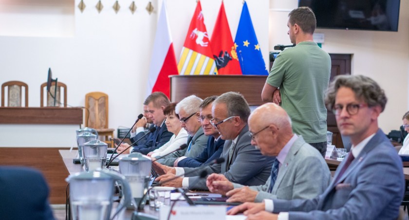 Jest kasa na budowę ul. Stankiewicza w Łukowie. Skończy się kurz na oknach? 