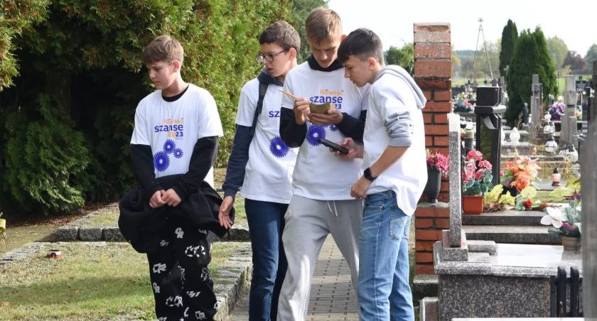 Zagadkowa wędrówka po Serokomli! Kto wygrał pierwszy Questing organizowany przez LGD? 