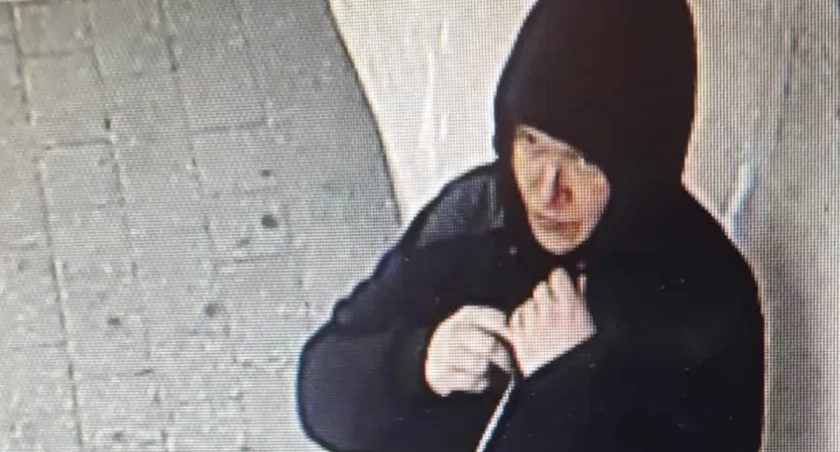 To ona okradła bank! Policja szuka taj kobiety! 