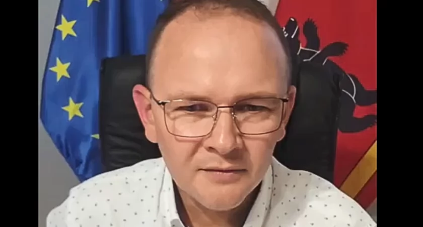 Burmistrz Płudowski krytykuje łukowskich wędkarzy: Nieładnie!  