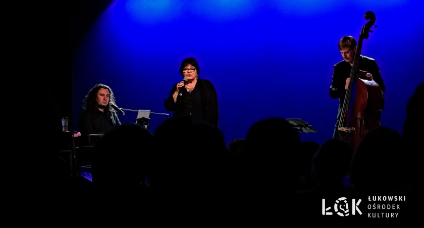 Elżbieta Adamiak - recital Trwaj Chwilo Trwaj w ŁOK, VII Łukowska Moc Kultury