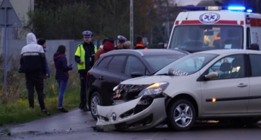 Wypadek w Łazach. Mamy wideo z kraksy pod Stokrotką! 
