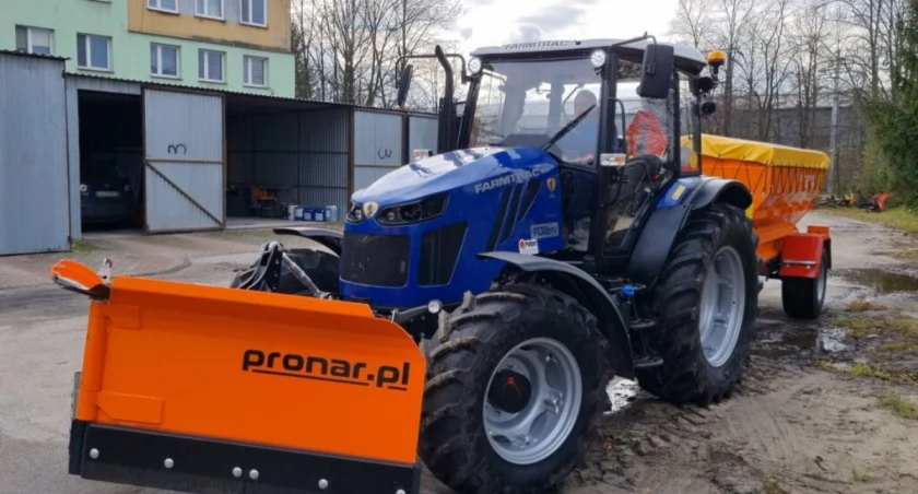 Zarząd Dróg Powiatowych w Łukowie zakupił nowy sprzęt za 360 tys. zł do zimowego utrzymania dróg