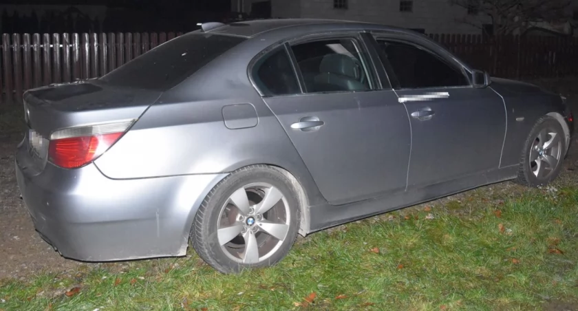 Dramatyczna ucieczka 26-latka z Kąkolewnicy przed policją – alkohol i narkotyki na tapecie