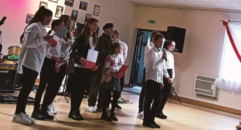 Obchody Narodowego Święta Niepodległości w gminie Wola Mysłowska - obchody, msza i koncert pieśni patriotycznych