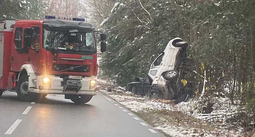 Ślisko na drogach powiatu łukowskiego. Trzy wypadki przez gołoledź 