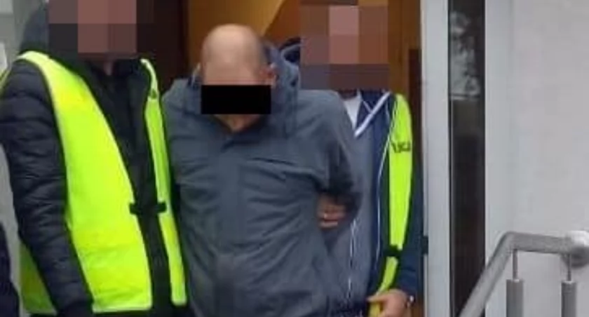 Gwałciciel za kratkami!  Policja zatrzymuje kierowcę po pościgu w Janowie Lubelskim - zgwałcenie i nietrzeźwość 