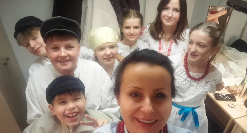 Teatr Ludowy z Gminy Adamow na profesjonalnej scenie. Wypadli super! 