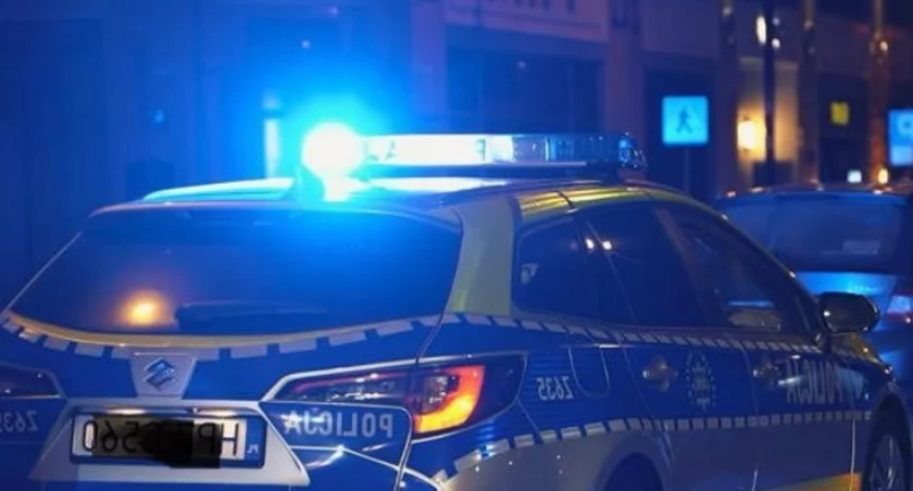Kolizja  na ul. Wiatraki w Łukowie. Zderzenie opla i peugeota! 