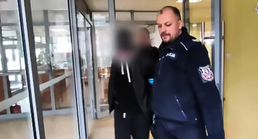 Wszczynał awantury, poniżał, wyzywał i bił żonę. Groził jej pozbawieniem życia!