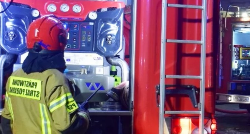 Wypadek w Świdrach: Zderzenie dwóch pojazdów! Jedna osoba ranna