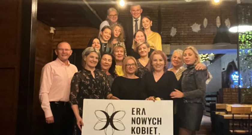 ERA Nowych Kobiet Łuków świętuje magiczną Wigilię: Wspólność, pasja i plany na przyszłość