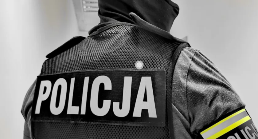 Oszust podający się za lekarza z ONZ wyłudził 85 tysięcy złotych od 49-latki przez internet