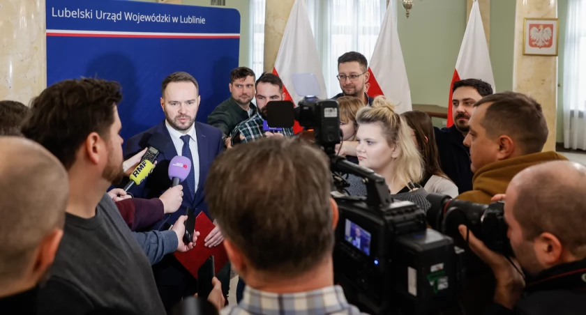 Krzysztof Komorski, nowy wojewoda lubelski, spotkał się z dziennikarzami na briefingu prasowym, pierwszym po objęciu urzędu.