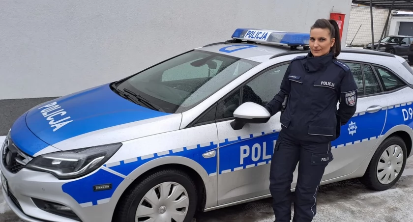 DZIĘKI POMOCY DZIELNICOWEJ BEZDOMNY MA JUŻ „DACH NAD GŁOWĄ”