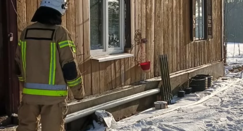 Zalana piwnica pod Łukowem. Straży ruszyli na pomoc! (FOTO) 