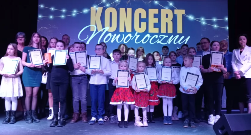 Koncert Noworoczny - magiczna arena muzyki i sztuki, Dom Kultury Woli Gułowskiej (FOTO)