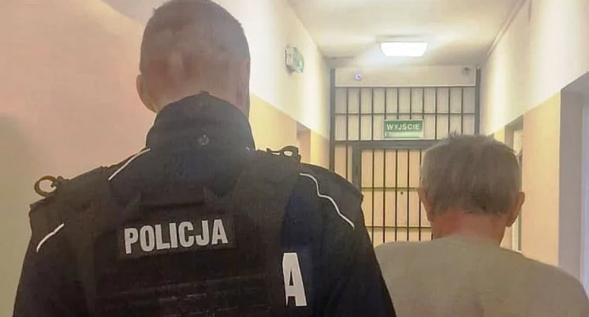 Nietrzeźwy ojciec zatrzymany za przemoc fizyczną i psychiczną w domu rodzinnym!