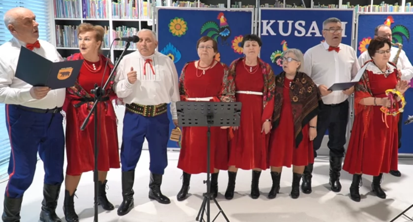 Kusaki na Ludowo w Adamowie. Zobacz występ zespołu Modry Len
